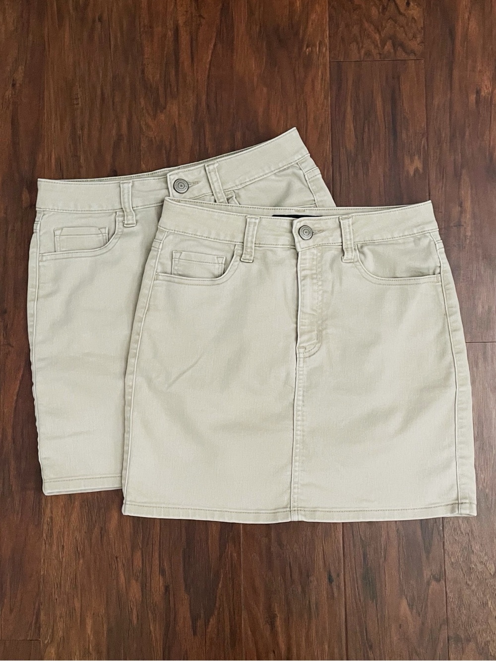 Light Khaki Skirts - Classic Five-Pocket Style
